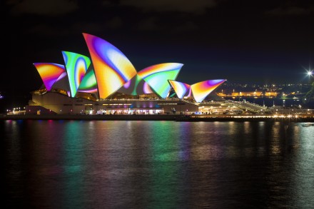 Vivid Sydney light sculptures around Sydney Harbour via Wee Birdy.