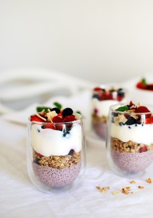 Recipe: Layered Strawberry Chia Brunch Bowl - We Are Scout